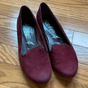 Burgundy suede Kate & Mel smoking slippers